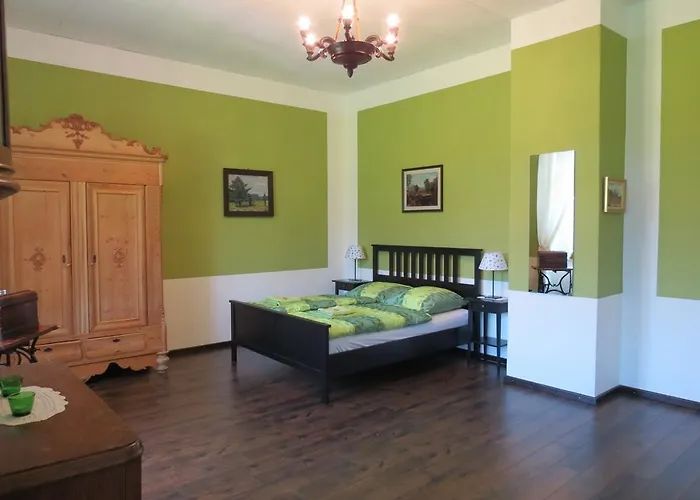 Schloss Pensión Lohm